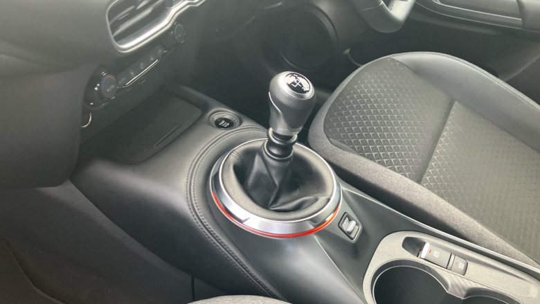 Nissan Juke 1.0 DiG-T N-Connecta 5dr Petrol Hatchback